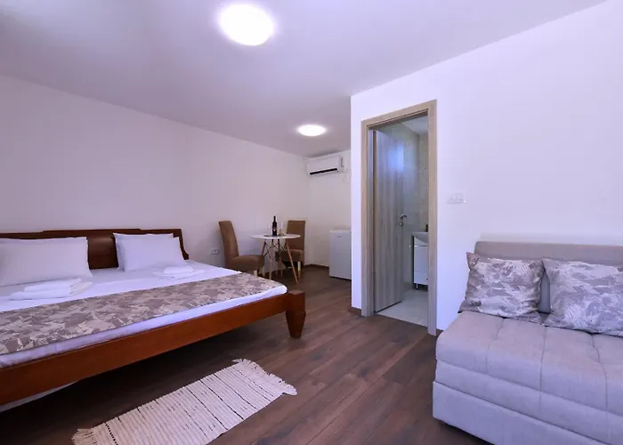 Lejlighed Airport Tri Hrasta Podgorica